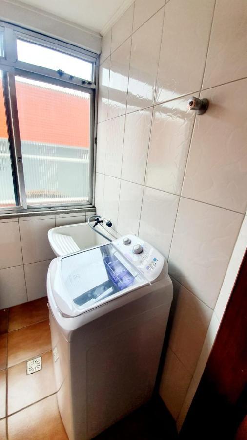 Alugo 2quartos Centrinho De A 50m Do Mar Apartamento